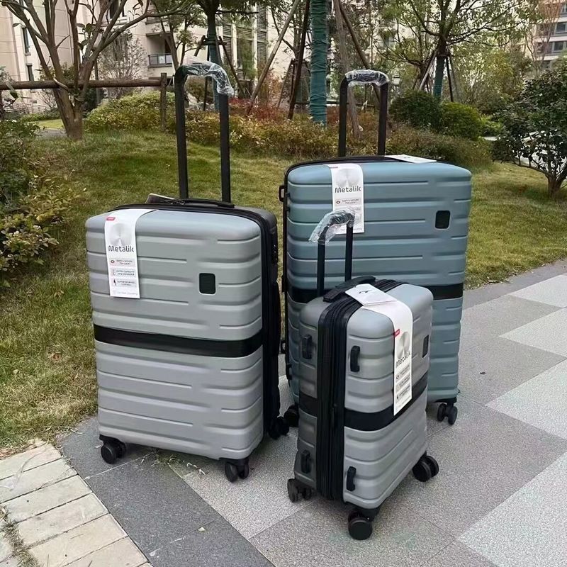 سازنده طریقه سفارشی هواپیما Trolley قابل حمل در فضای باز مد سخت پوسته PP مجموعه چمدان سفر