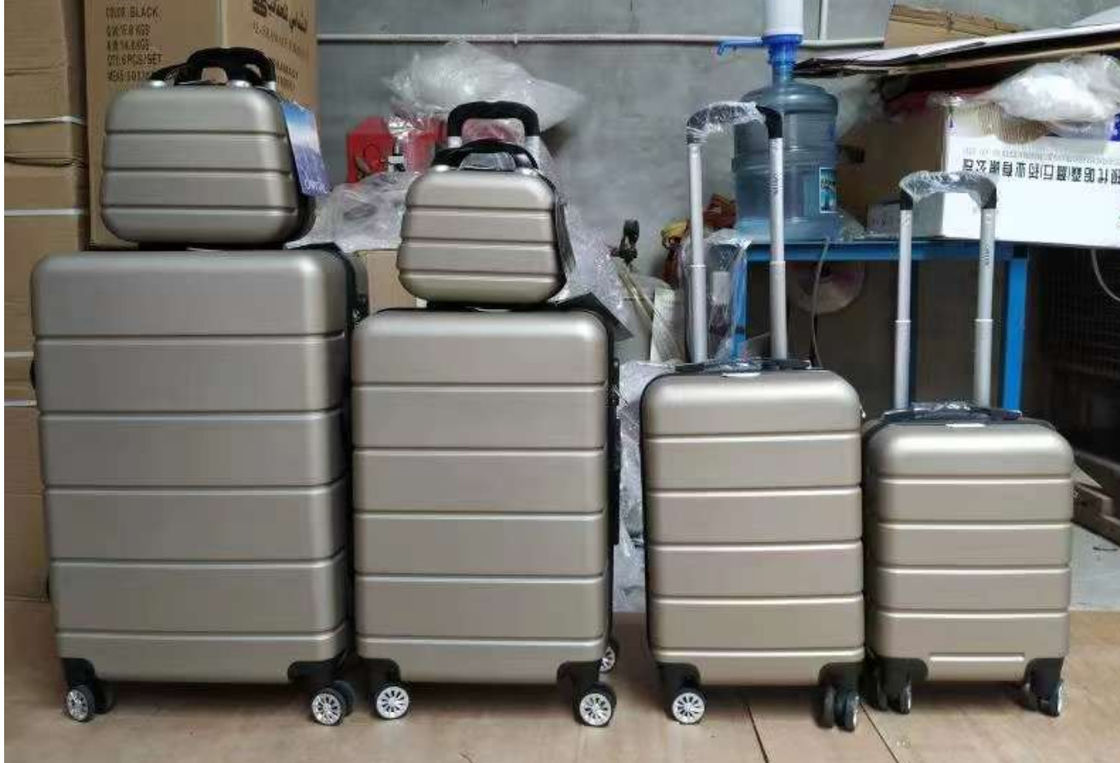 کارخانه چینی حمل و نقل در مسافرت چمدان 3 چمدان سیت اتومبیل چند منظوره Tsa Lock Universal Wheel Baggage Set